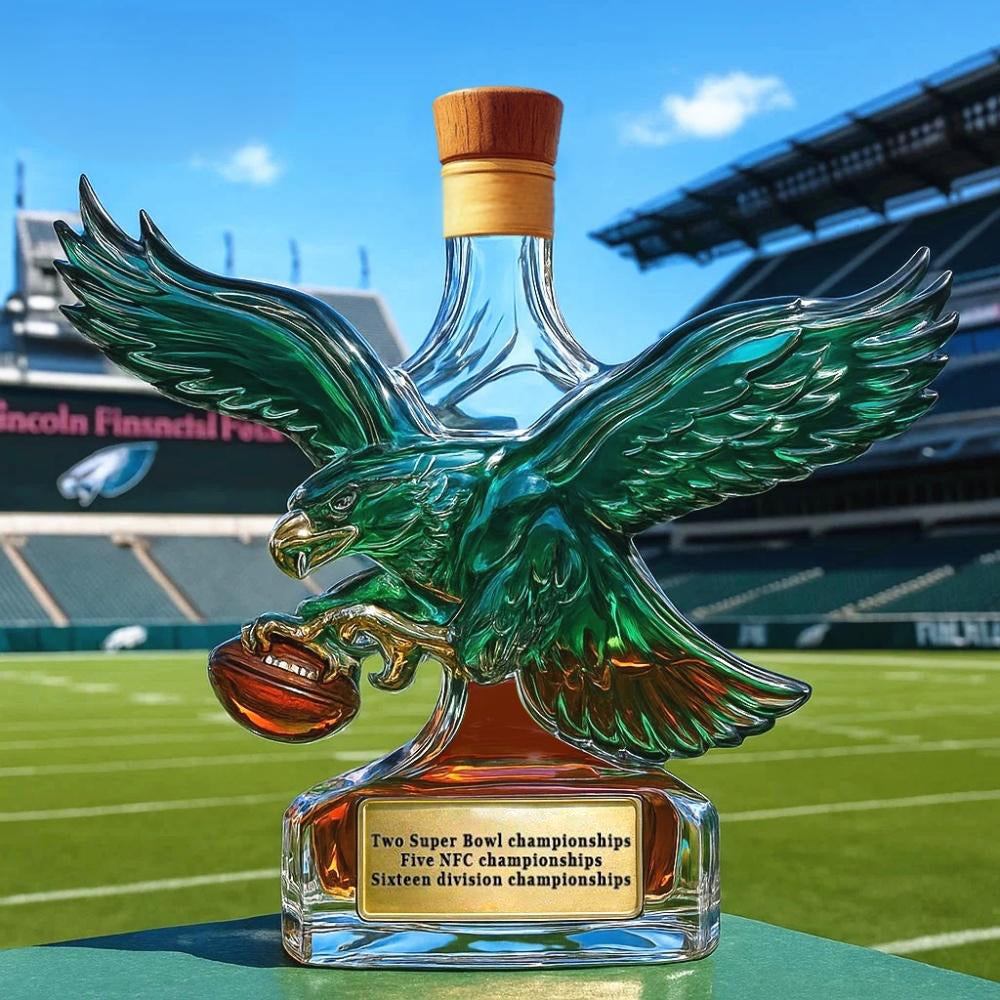 🏈 Vintage Green Team Retro Logo Whiskey Bottle ✨